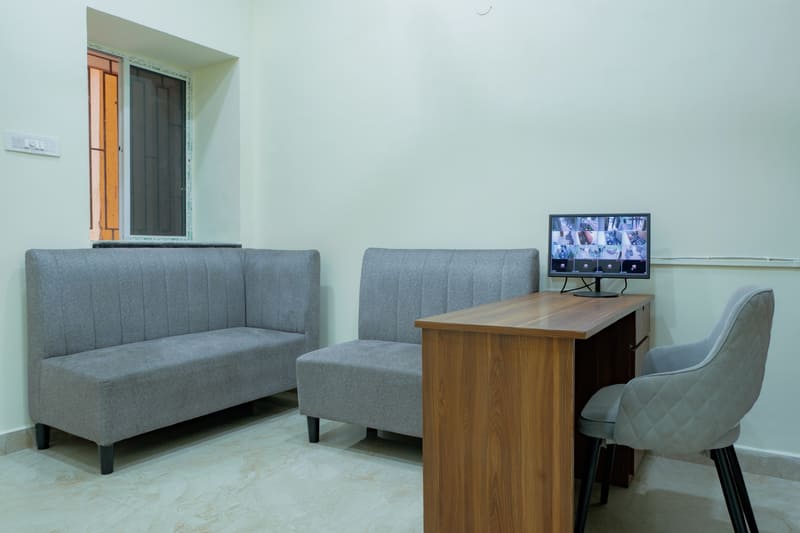 Koliving Ultra Luxurious Girls PG in Bhawanipur