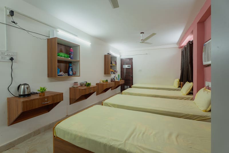 Koliving Ultra Luxurious Girls PG in Bhawanipur