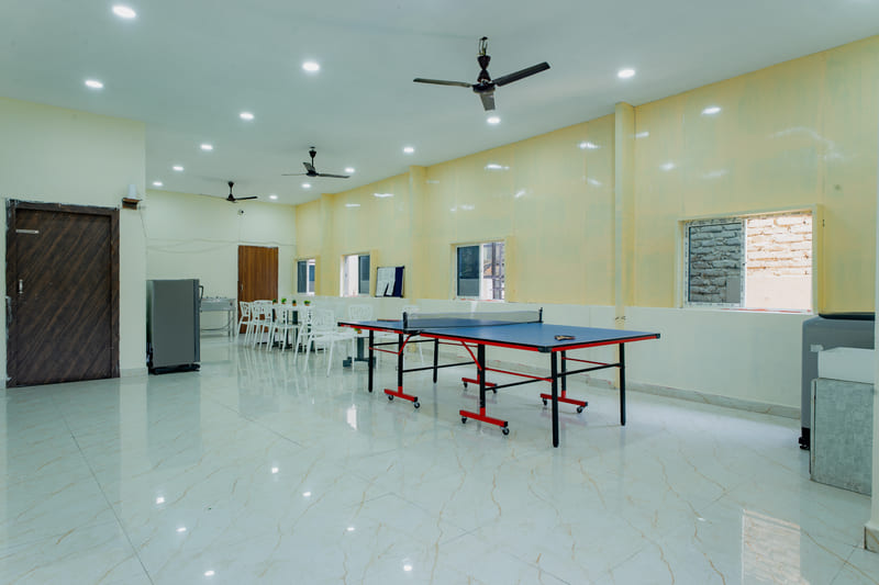 Koliving Ultra Luxurious Girls PG in Bhawanipur