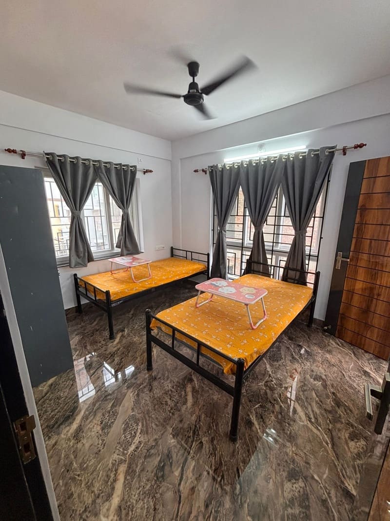 Koliving Newtown Girls PG