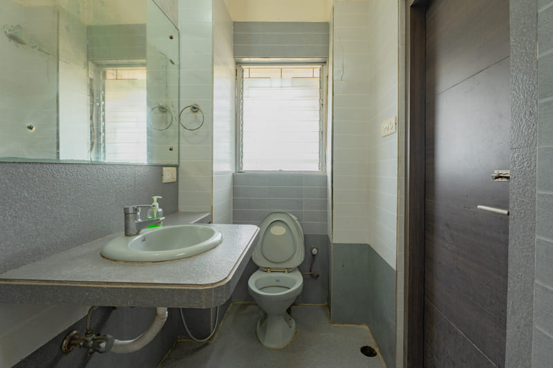 Koliving Park Street Ultra-Luxurious Girls PG